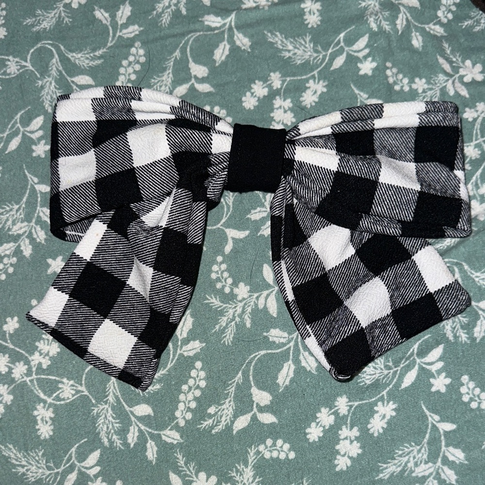 Buffalo Check Bow